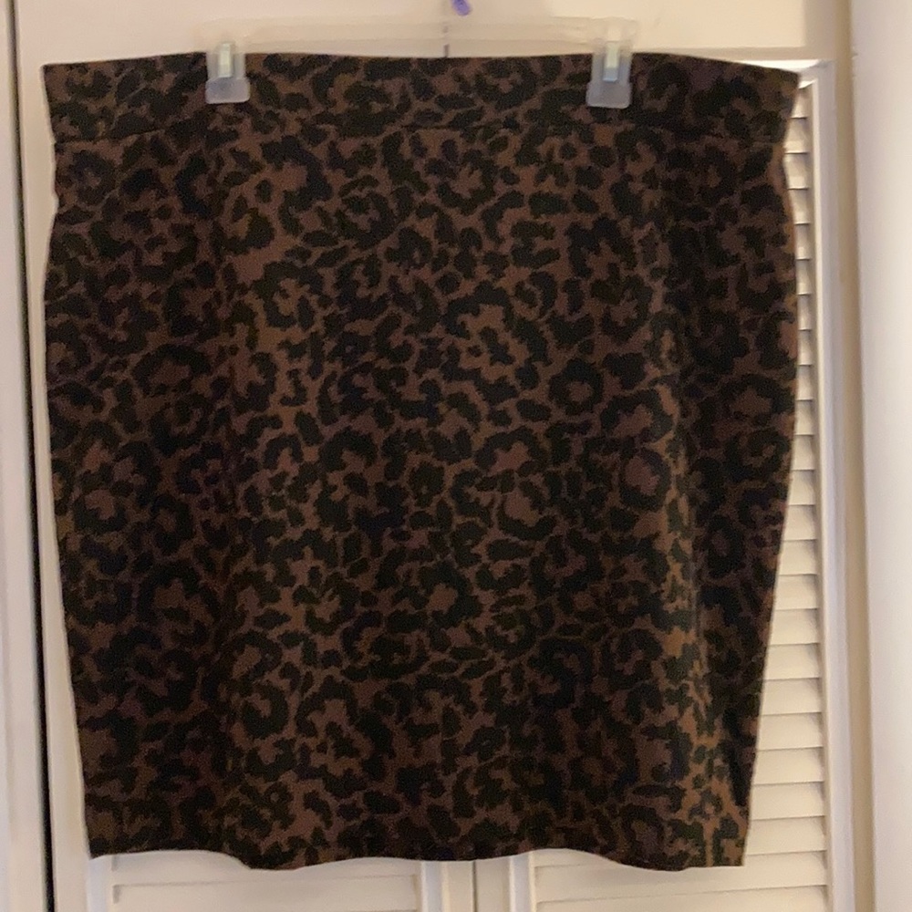 2XL Stretch Animal Print Skirt